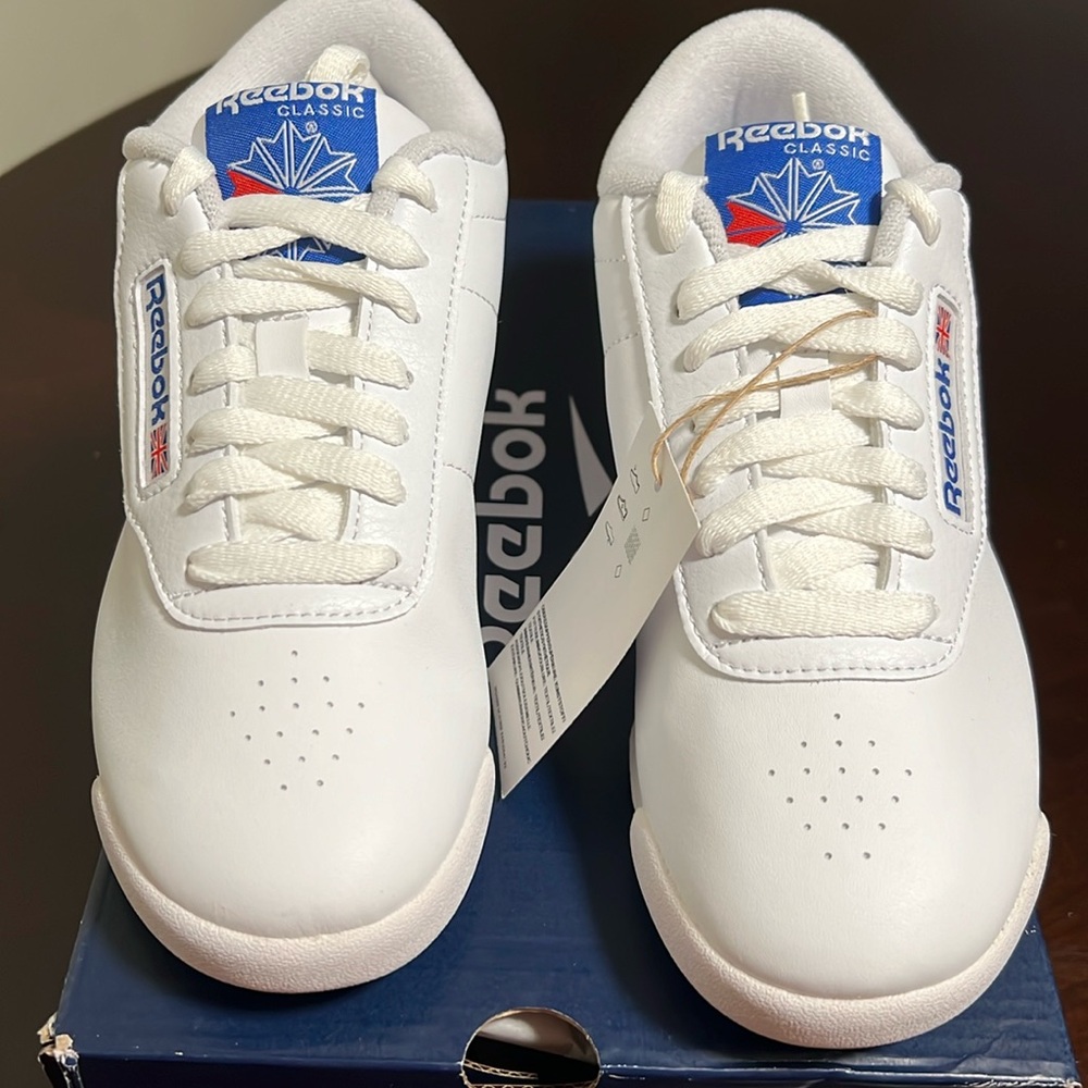 Reebok Women's Princess Sneaker, Size 6 and 9